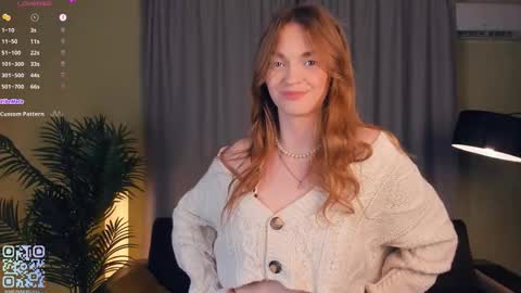 Snapshot of monabrickell chatting on 09/25/25, 05:05 Mona online show from 09/25/25, 05:05