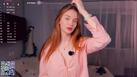 Snapshot of monabrickell chatting on 10/21/25, 07:47 Mona online show from 10/21/25, 07:47