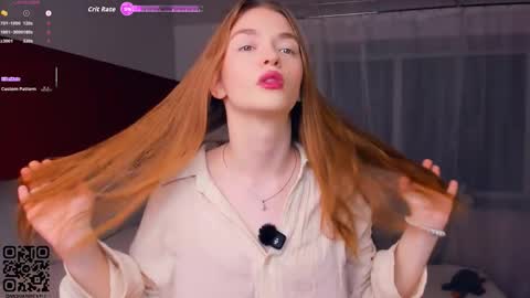 Snapshot of monabrickell chatting on 10/22/25, 07:24 Mona online show from 10/22/25, 07:24