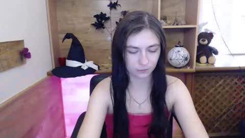 monakali online show from 11/13/25, 07:18