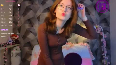 Mona online show from 11/29/25, 04:43