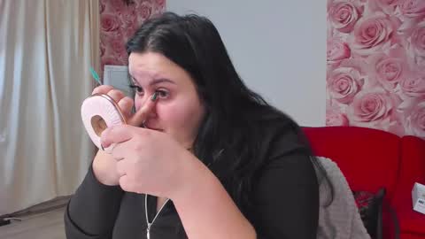 Monica online show from 01/12/25, 06:28