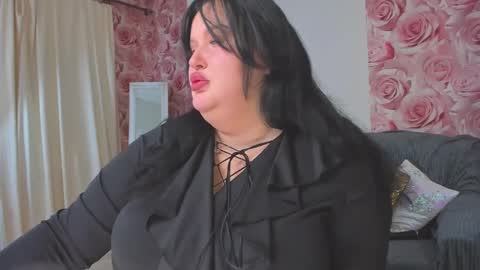 Monica online show from 02/26/25, 06:37