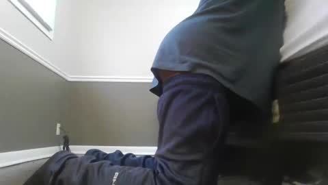 moneyboysaveg548 online show from 12/18/25, 08:04