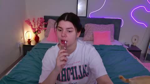 moneyforpeaches online show from 06/02/26, 03:03