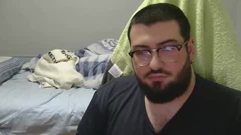 Snapshot of moneyman__24 chatting on 02/11/25, 06:22 Mert online show from 02/11/25, 06:22