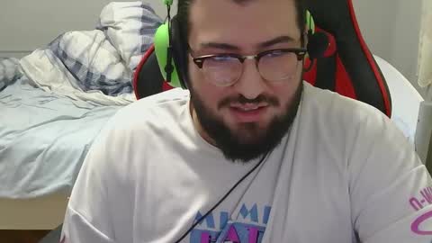 Snapshot of moneyman__24 chatting on 02/20/25, 10:15 Mert online show from 02/20/25, 10:15