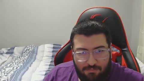 Snapshot of moneyman__24 chatting on 03/09/25, 06:32 Mert online show from 03/09/25, 06:32