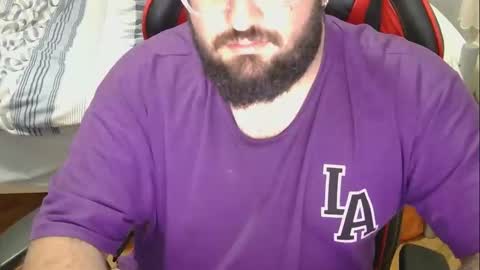 Snapshot of moneyman__24 chatting on 03/10/25, 07:50 Mert online show from 03/10/25, 07:50