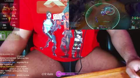 Snapshot of moneyshotxxx90 chatting on 01/16/25, 05:11 MoneyshotXXX online show from 01/16/25, 05:11