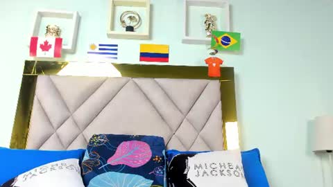 monic_sanders online show from 07/11/26, 03:20