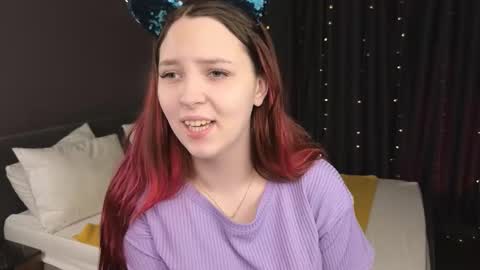 Monica online show from 11/11/25, 05:07