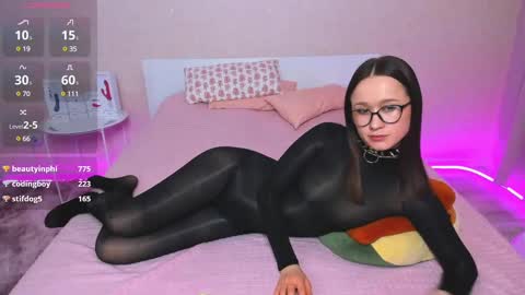 Monica online show from 03/06/25, 10:15