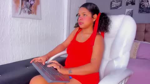 monica_robles_ online show from 03/28/26, 08:30