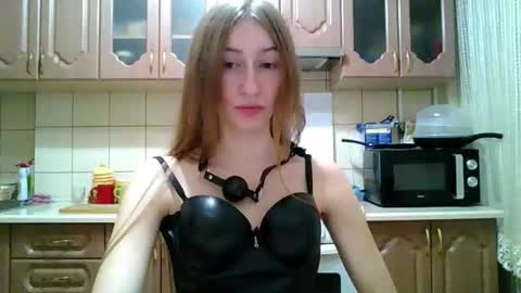 Monica online show from 01/14/26, 08:47
