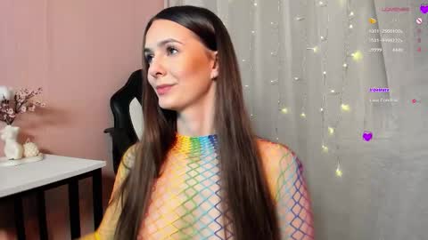 Snapshot of monica_velvet chatting on 10/21/25, 10:43 Monica Velvet online show from 10/21/25, 10:43