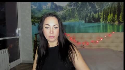 monica_weisss online show from 01/09/25, 03:36