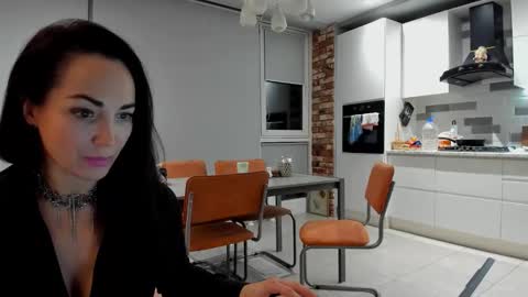 monica_weisss online show from 10/18/25, 03:24