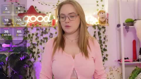 monicaasis online show from 02/12/26, 06:14