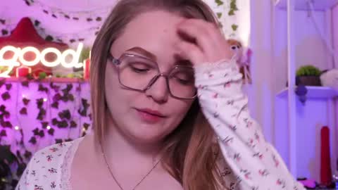 monicaasis online show from 05/21/26, 06:15