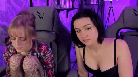 Snapshot of monicafarmer chatting on 03/11/26, 01:22 monica online show from 03/11/26, 01:22