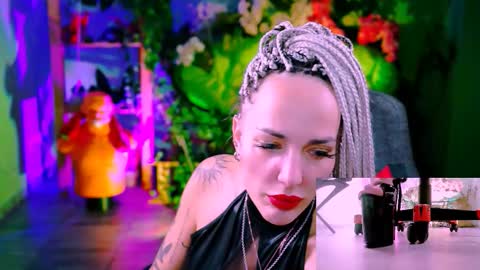 Monika online show from 01/09/26, 10:40