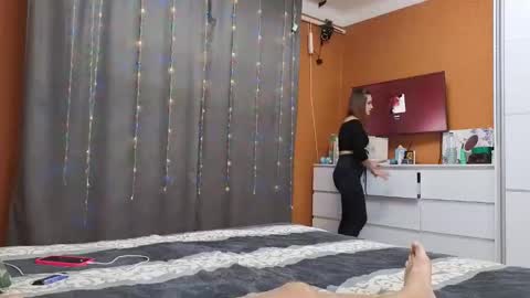 Monica Teddy online show from 10/04/25, 08:29