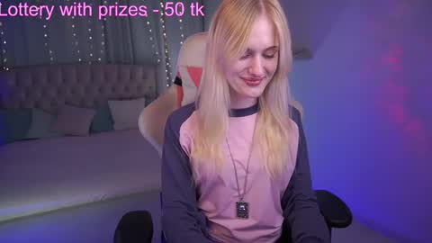 Monica  online show from 09/26/25, 06:17