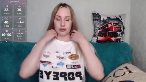 Monika online show from 09/17/25, 01:13