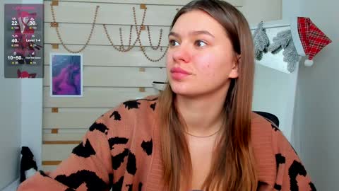 Snapshot of monika_youu chatting on 12/13/24, 11:23 Monika online show from 12/13/24, 11:23