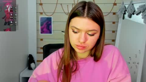 Snapshot of monika_youu chatting on 12/15/24, 12:17 Monika online show from 12/15/24, 12:17