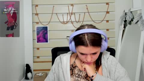 Snapshot of monika_youu chatting on 01/12/25, 06:05 Monika online show from 01/12/25, 06:05