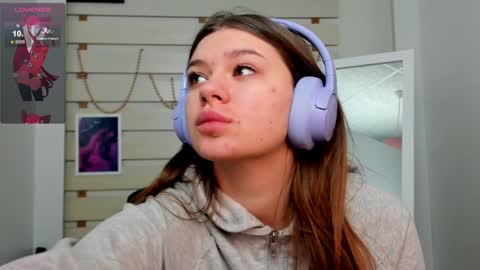 Snapshot of monika_youu chatting on 01/19/25, 07:46 Monika online show from 01/19/25, 07:46