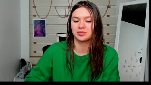 Snapshot of monika_youu chatting on 01/28/25, 09:40 Monika online show from 01/28/25, 09:40