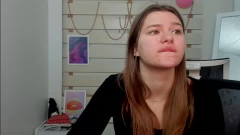 Snapshot of monika_youu chatting on 02/23/25, 07:22 Monika online show from 02/23/25, 07:22