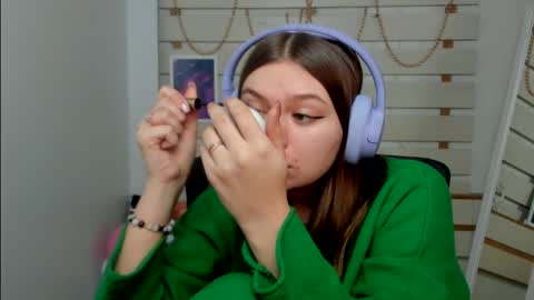 Snapshot of monika_youu chatting on 02/27/25, 07:44 Monika online show from 02/27/25, 07:44