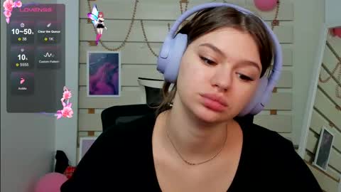 Snapshot of monika_youu chatting on 03/05/25, 01:50 Monika online show from 03/05/25, 01:50