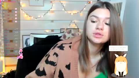 Snapshot of monika_youu chatting on 11/30/25, 01:15 Monika online show from 11/30/25, 01:15