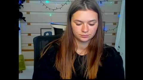 Snapshot of monika_youu chatting on 06/18/26, 01:59 Monika online show from 06/18/26, 01:59
