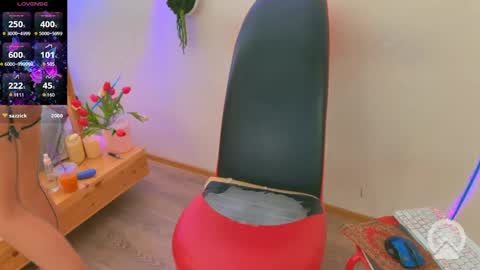 Snapshot of monikate_ chatting on 04/27/26, 09:40 Himy name Kateim pvt model with hairy pussy online show from 04/27/26, 09:40