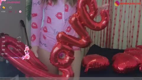 Monika online show from 02/18/25, 05:09