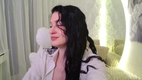 Ask me online show from 05/08/26, 04:40