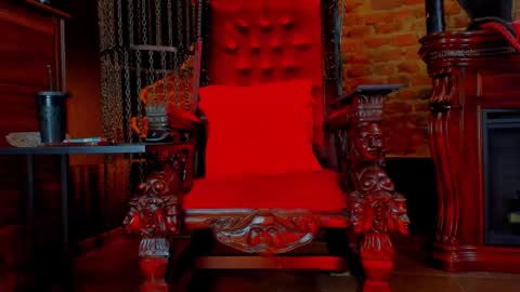 Snapshot of moniqueresse chatting on 10/09/25, 01:20 Monique C online show from 10/09/25, 01:20