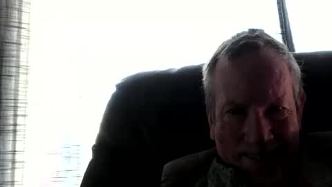 Snapshot of monkeedance chatting on 12/01/24, 08:09 Monkee Dance online show from 12/01/24, 08:09