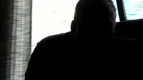 Snapshot of monkeedance chatting on 12/24/24, 08:05 Monkee Dance online show from 12/24/24, 08:05