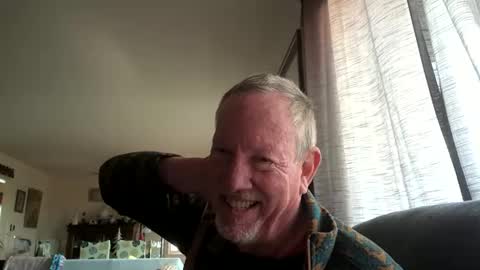 Snapshot of monkeedance chatting on 12/25/24, 06:30 Monkee Dance online show from 12/25/24, 06:30