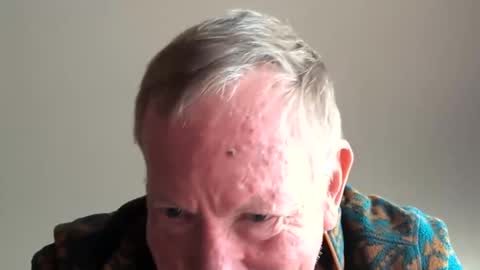 Snapshot of monkeedance chatting on 02/11/25, 08:10 Monkee Dance online show from 02/11/25, 08:10