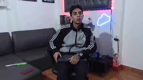 simon dice online show from 02/13/25, 12:43