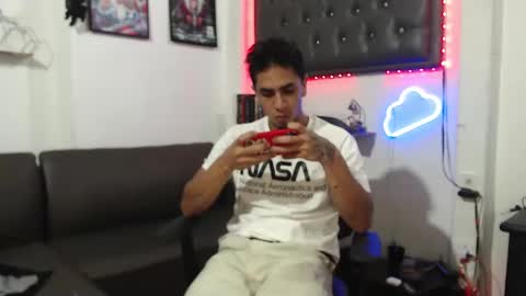 simon dice online show from 02/19/25, 07:28