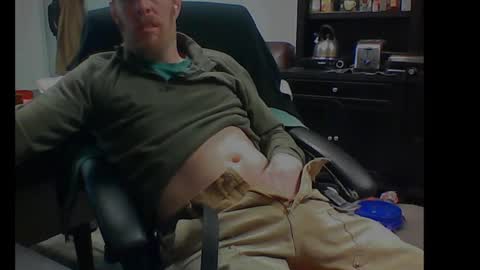 Snapshot of monkeypants8 chatting on 03/10/25, 03:41 Monkeypants online show from 03/10/25, 03:41